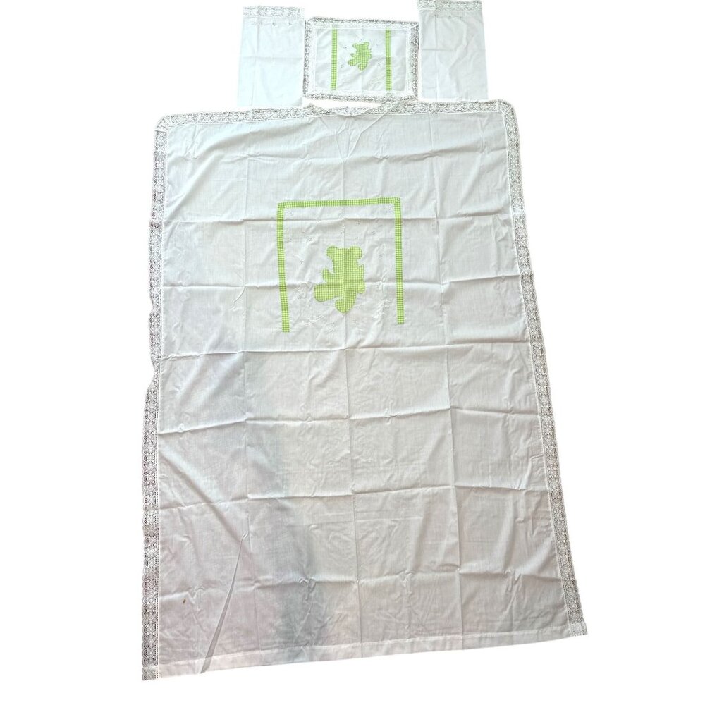 Vintage 70's Green Bear Applique white Crib Sheet Set